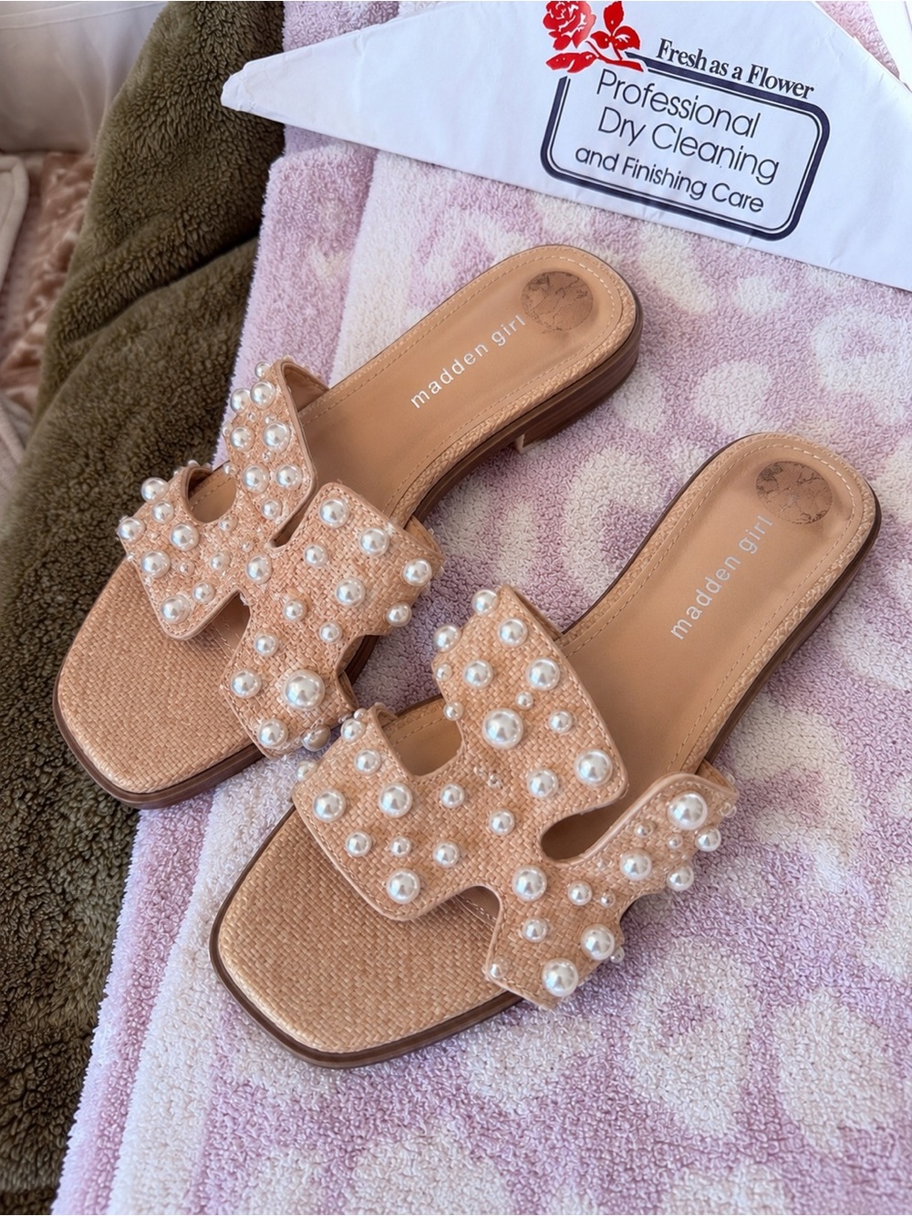 Madden Girl Nude Pearl Embellished H-Strap Slide Sandals Size 8.5